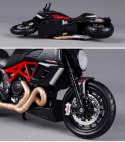 DUCATI Diavel Carbon motocykl model 1:12 Maisto