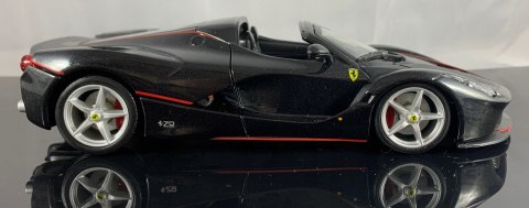 FERRARI LaFerrari Aperta black model Bburago 26022 FERRARI LaFerrari Aperta black model Bburago 26022