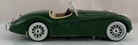 JAGUAR XK 120 roadster 1951 green Bburago 22018 JAGUAR XK 120 roadster 1951 green Bburago 22018