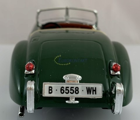 JAGUAR XK 120 roadster 1951 green Bburago 22018 JAGUAR XK 120 roadster 1951 green Bburago 22018