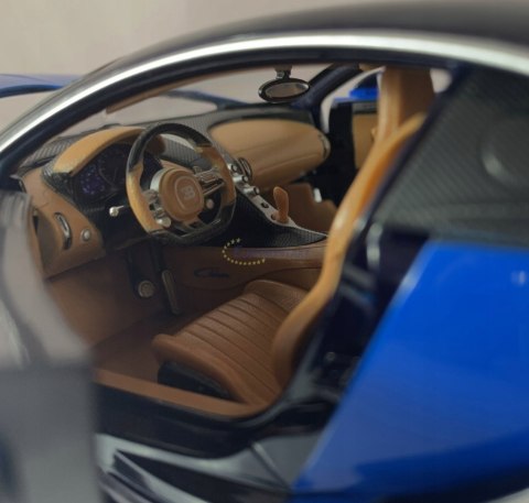 BUGATTI Chiron 1:18 blue model BBurago 11040 BUGATTI Chiron 1:18 blue model BBurago 11040