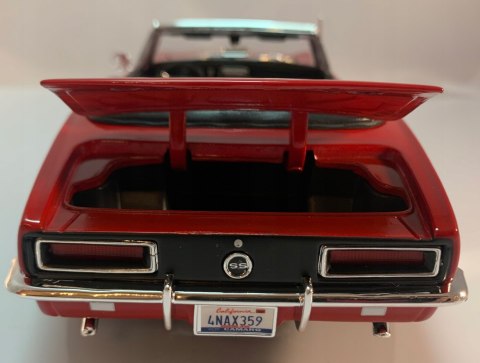 Chevrolet CAMARO SS 396 1967 1:18 Maisto 31684 Chevrolet CAMARO SS 396 1967 1:18 Maisto 31684