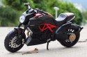 DUCATI Diavel carbon podstawka model 1:18 Maisto