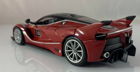 FERRARI FXX K #10 red model Bburago 26301 1:24 FERRARI FXX K #10 red model Bburago 26301 1:24