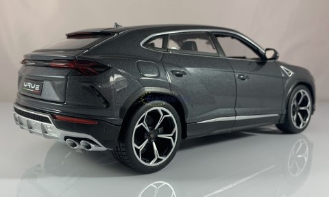 LAMBORGHINI Urus grey 1:18 model BBurago 11042 LAMBORGHINI Urus grey 1:18 model BBurago 11042