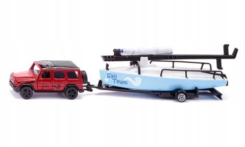 Mercedes G65 AMG przyczepa z żaglówką SIKU 2564 Mercedes G65 AMG przyczepa z żaglówką SIKU 2564