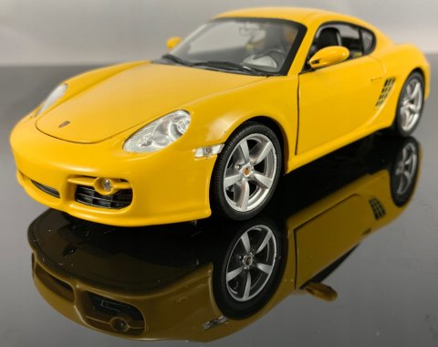 PORSCHE Cayman S yellow MODEL METAL WELLY 1:24 PORSCHE Cayman S yellow MODEL METAL WELLY 1:24