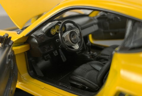 PORSCHE Cayman S yellow MODEL METAL WELLY 1:24 PORSCHE Cayman S yellow MODEL METAL WELLY 1:24