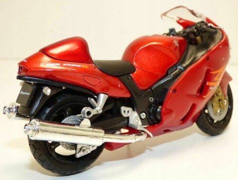 SUZUKI GSX 1300R Hayabusa motocykl 1:18 Welly SUZUKI GSX 1300R Hayabusa motocykl 1:18 Welly