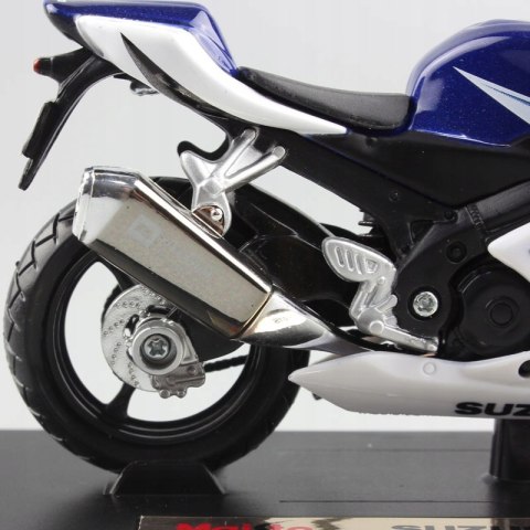 SUZUKI GSX R1000 na podstawce model 1:18 Maisto SUZUKI GSX R1000 na podstawce model 1:18 Maisto
