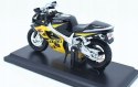 SUZUKI GSX R600 na podstawce model 1:18 Maisto