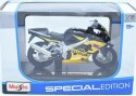 SUZUKI GSX R600 na podstawce model 1:18 Maisto